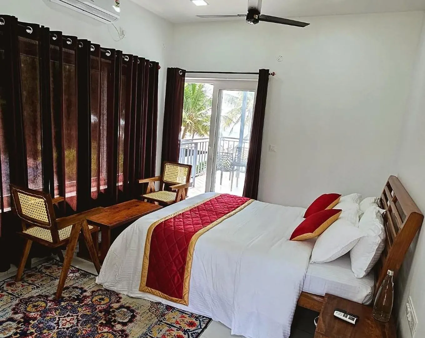 Bed and Breakfast Sailor Homes Shertallai